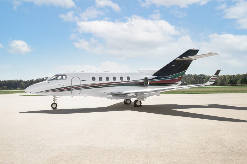 HAWKER 900XP – SpiritJets